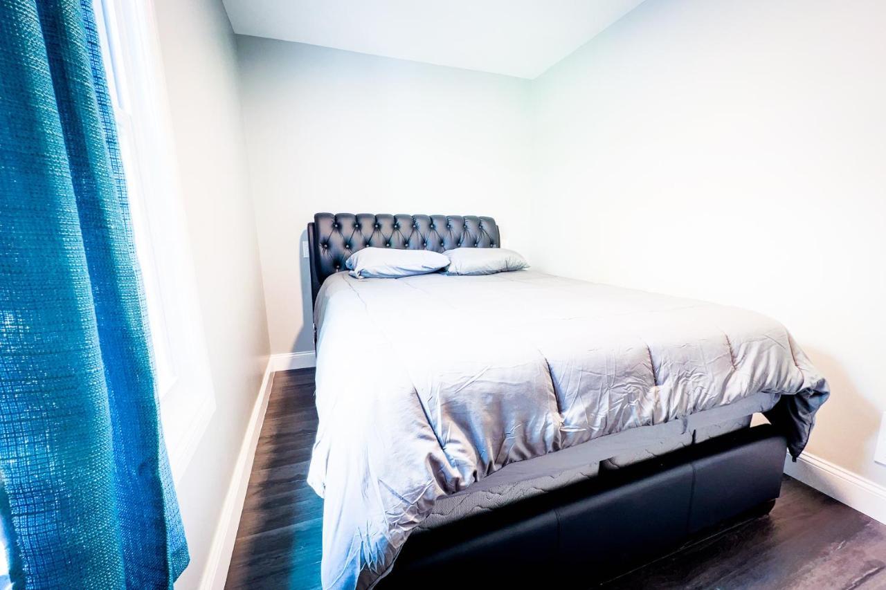 Perfect 6br Near & Attractions * Niagara Falls
